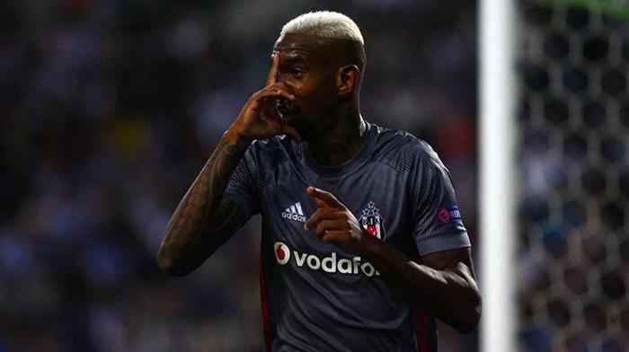 Porto - Beşiktaş maçında ekrana yansımayanlar...