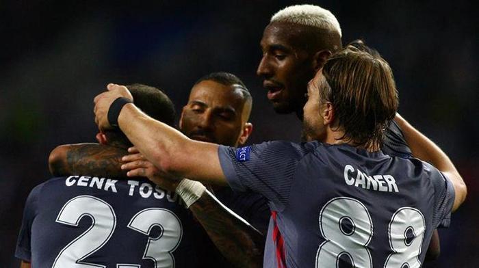 Porto - Beşiktaş maçında ekrana yansımayanlar...