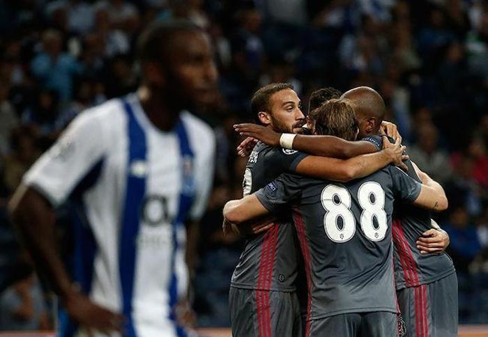 Porto - Beşiktaş maçında ekrana yansımayanlar...