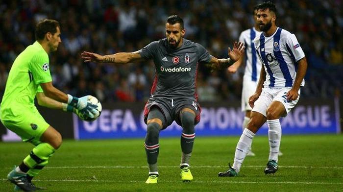 Porto - Beşiktaş maçında ekrana yansımayanlar...