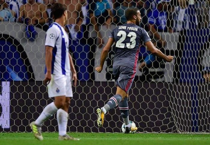 Porto - Beşiktaş maçında ekrana yansımayanlar...