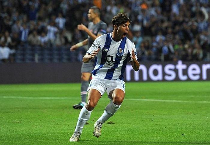 Porto - Beşiktaş maçında ekrana yansımayanlar...