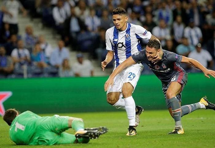 Porto - Beşiktaş maçında ekrana yansımayanlar...