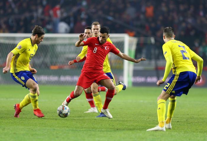 Fanatik yazarlarının Türkiye - İsveç maçı yorumları