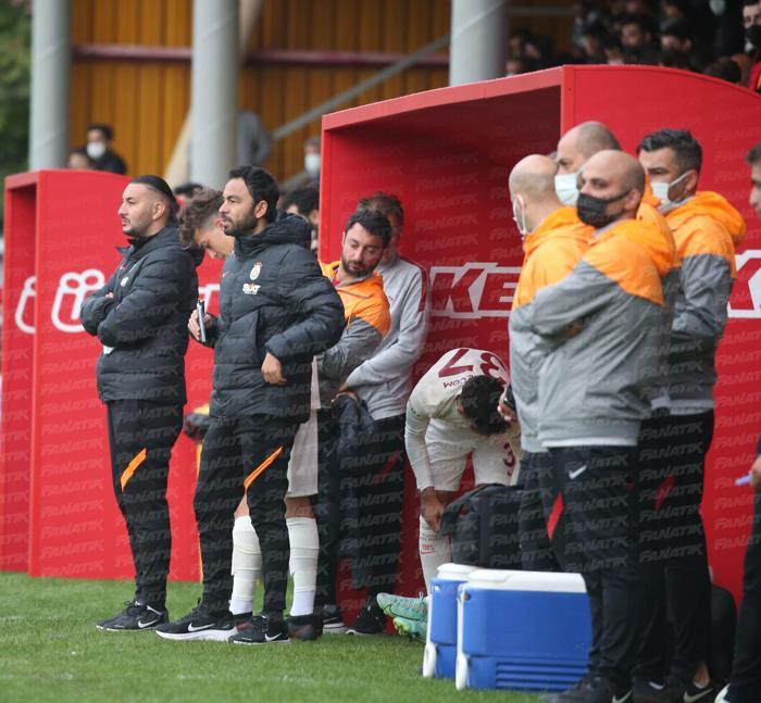 Galatasarayda Fatih Terim kulede, Selçuk İnan-Necati Ateş ikilisi kulübede