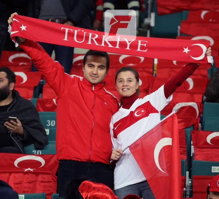 Türkiye-İsveç maçı öncesi büyük zirve