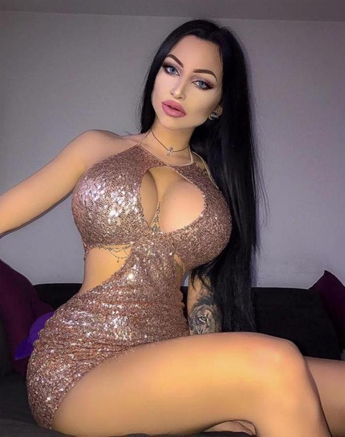 Celine Centino bu hale gelebilmek için binlerce euro para saçtı