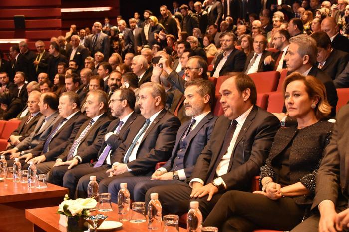 Yıldırım Demirören ve Aziz Yıldırım nikah töreninde buluştu