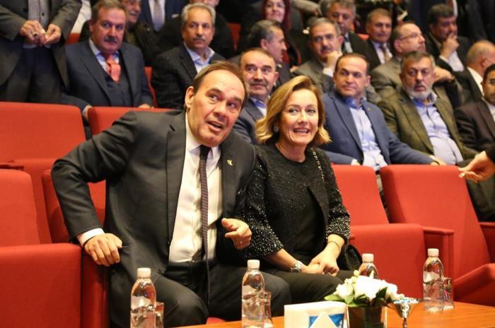 Yıldırım Demirören ve Aziz Yıldırım nikah töreninde buluştu
