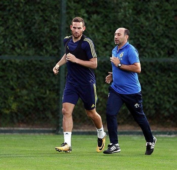 Vincent Janssen ilk antrenmanını gerçekleştirdi