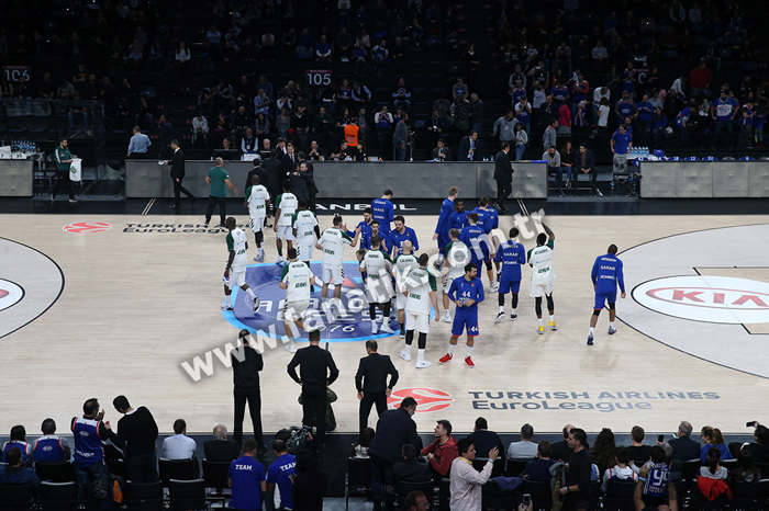 Anadolu Efesin Panathinaikos maçına taraftarlardan büyük ilgi