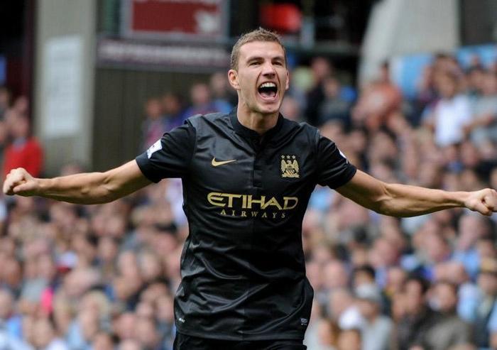 19- Edin Dzeko