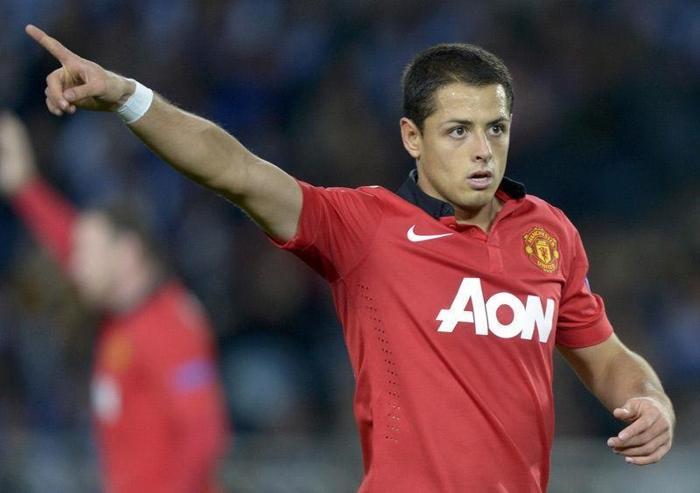 15- Chicharito