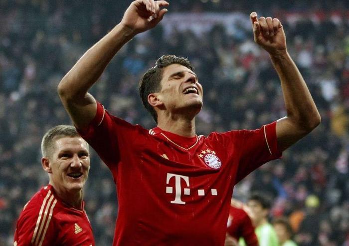 8- Mario Gomez
