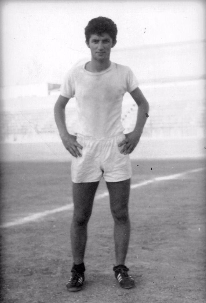Futbol adamlarının gençlik halleri - Çok şaşıracaksınız...