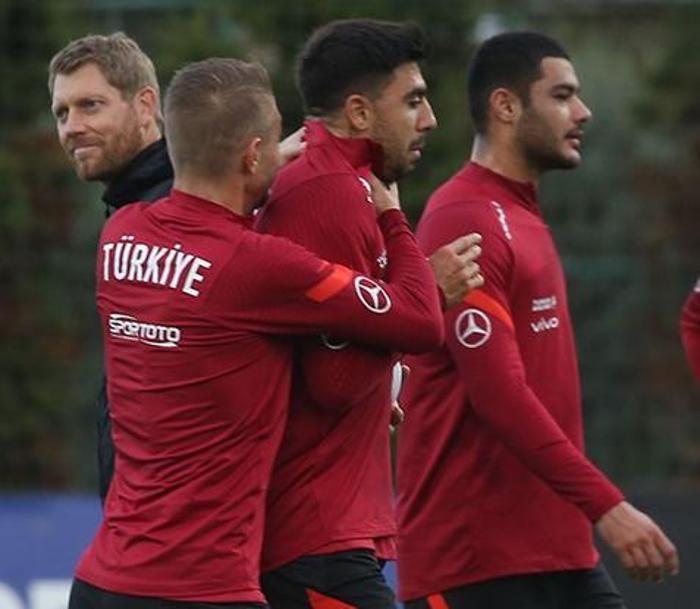 A Milli Takımda son dakika değişikliği İşte Stefan Kuntzun Norveç maçı 11i...