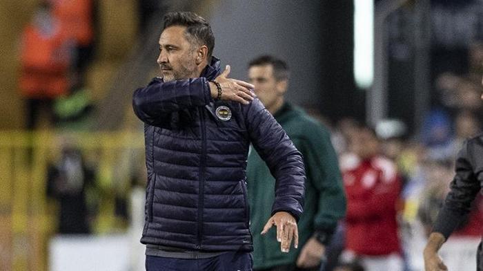 Fenerbahçede 2 ayrılık 2 yeni imza