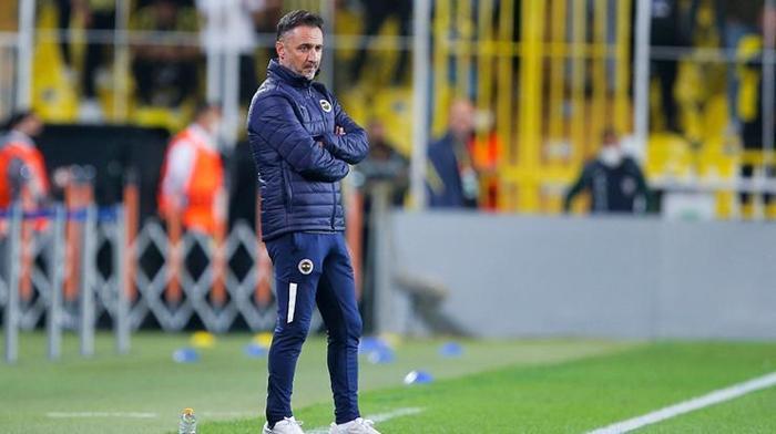 Fenerbahçede 2 ayrılık 2 yeni imza