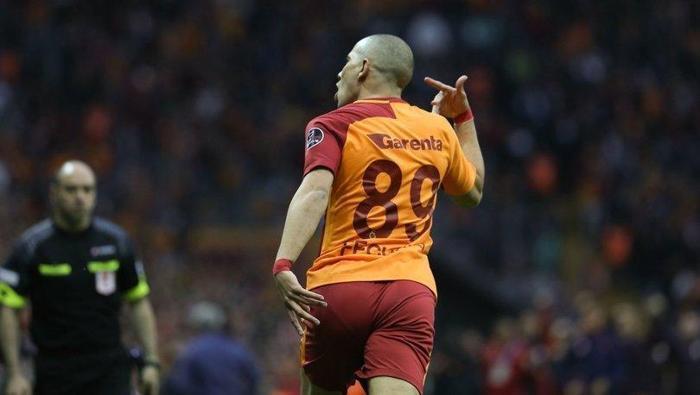 Hem Galatasaray hem de Cezayirde çok ateşli taraftarlar önünde oynuyorsun.