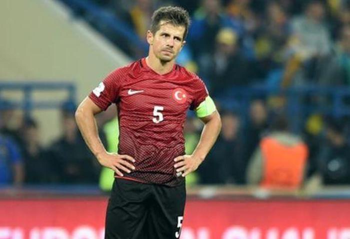 Emre Belözoğlu Şenere patladı