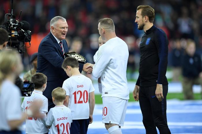 Wayne Rooney İngiltere Milli Takımına veda etti