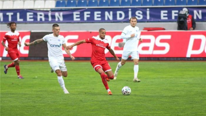 Süper Ligin 27 futbolcusuna alıcı çıkmadı
