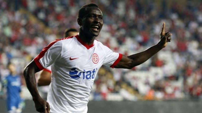 Süper Ligin 27 futbolcusuna alıcı çıkmadı