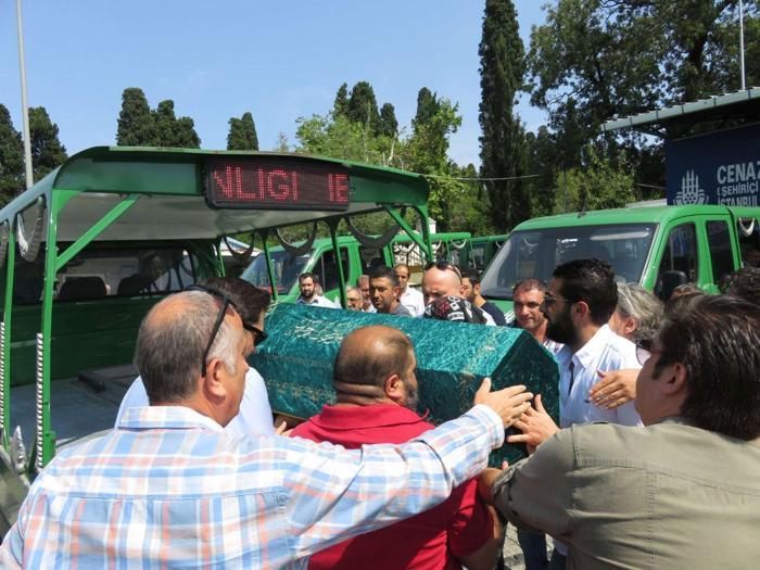 Vatan Şaşmaz son yolculuğuna uğurlandı