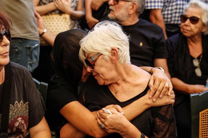 Vatan Şaşmaz son yolculuğuna uğurlandı