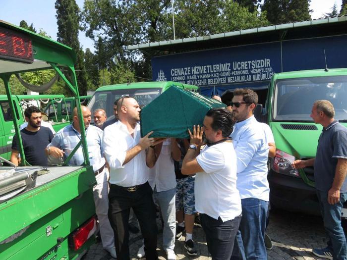 Vatan Şaşmaz son yolculuğuna uğurlandı
