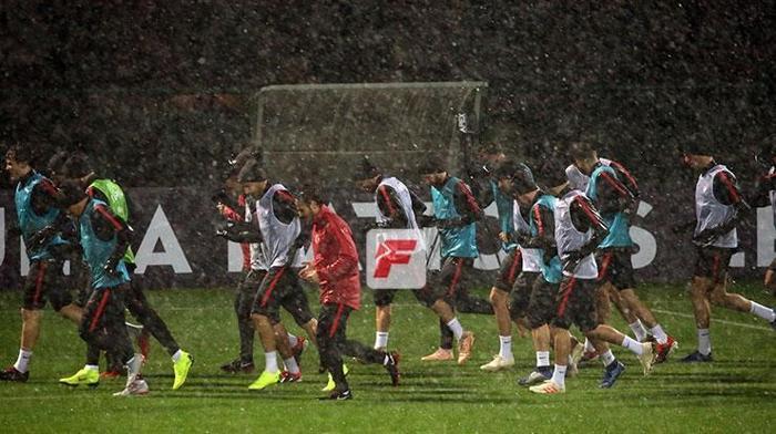 A Milli Takım, Cengiz Ündersiz çalıştı