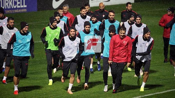 A Milli Takım, Cengiz Ündersiz çalıştı