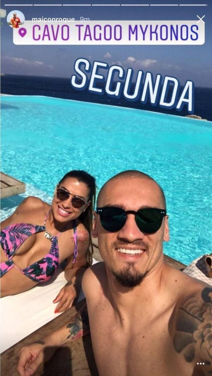 Maicon ve Ursula Mikonosta tatilde