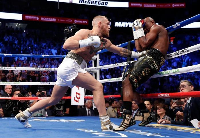 Floyd Mayweather - Conor McGregor maçından kareler