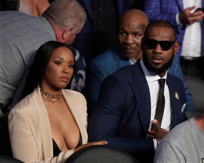 Floyd Mayweather - Conor McGregor maçından kareler