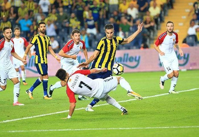 Vardar İstanbulu fethetti, Fenerbahçeyi nakavt etti