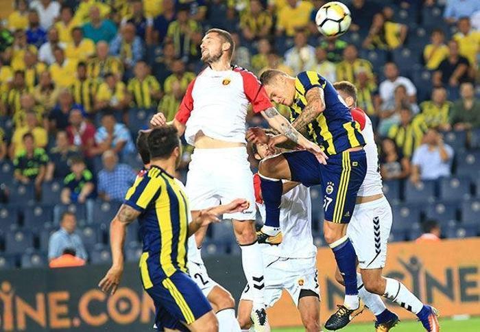 Vardar İstanbulu fethetti, Fenerbahçeyi nakavt etti