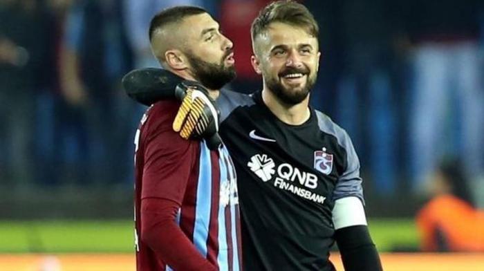 Burak ve Onur bu yüzden kadro dışı kaldı Soyunma odasında...