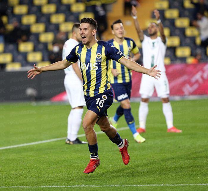 Son dakika Ferdi Kadıoğlu milli takım tercihini yaptı
