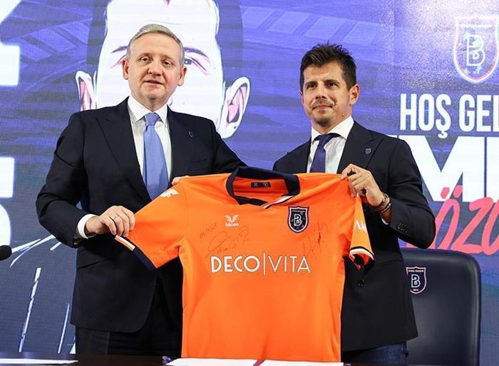 Emre Belözoğlunun ekibinde flaş isim Fenerbahçe ve Cocu detayı