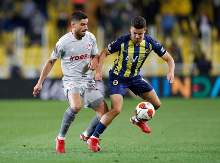 Son dakika Fenerbahçede Ferdi Kadıoğlundan 5 yıllık imza İşte kazanacağı ücret