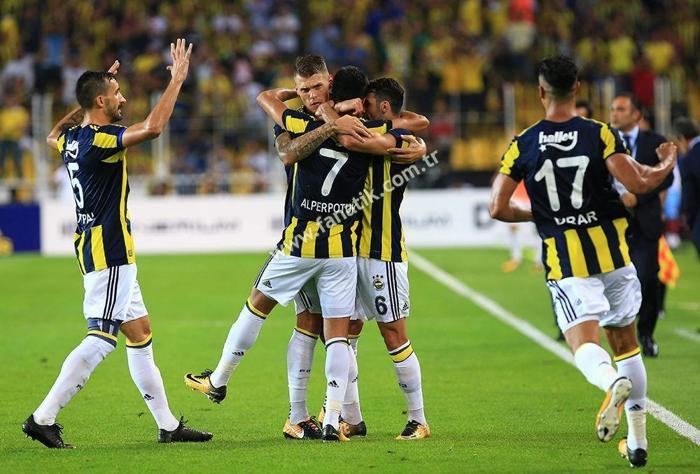 Fenerbahçe - Trabzonspor maçından kareler