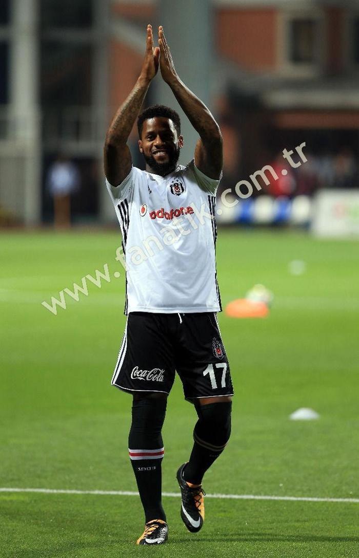 Kasımpaşa - Beşiktaş maçında ekrana yansımayanlar