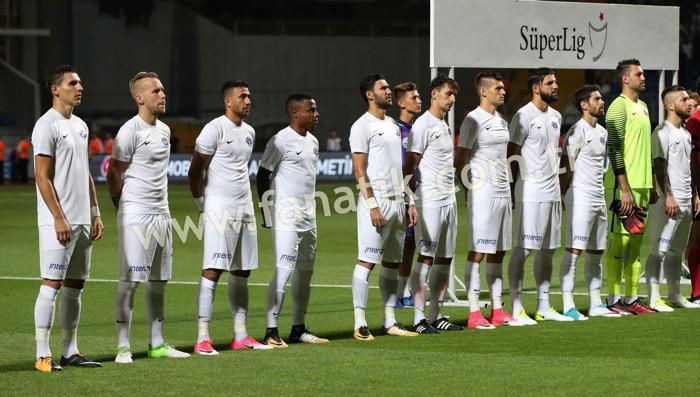 Kasımpaşa - Beşiktaş maçında ekrana yansımayanlar
