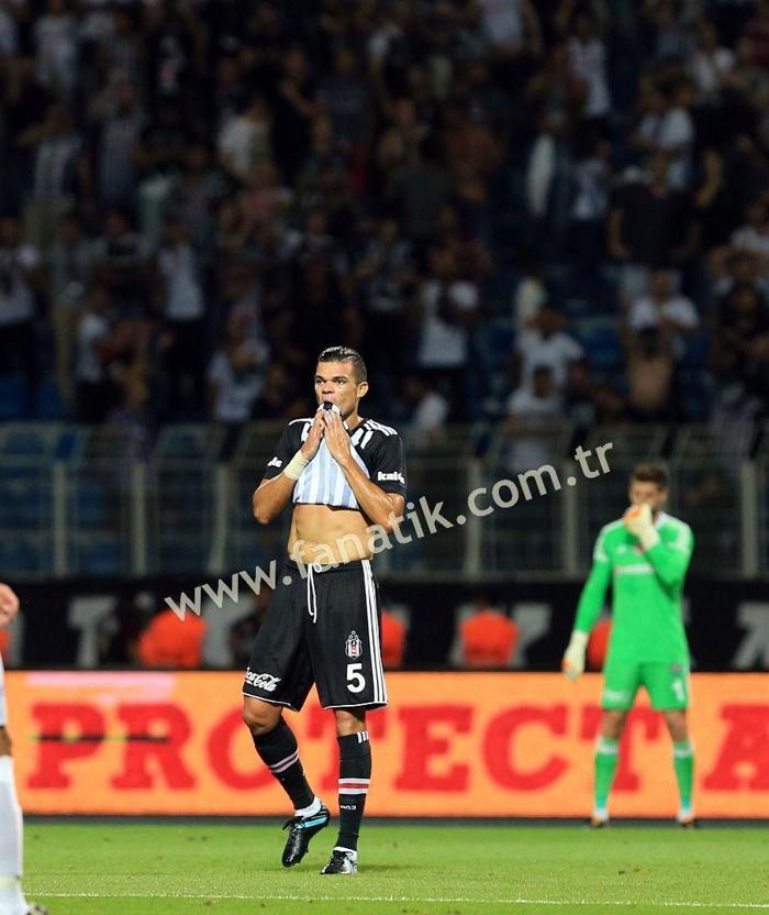 Kasımpaşa - Beşiktaş maçında ekrana yansımayanlar