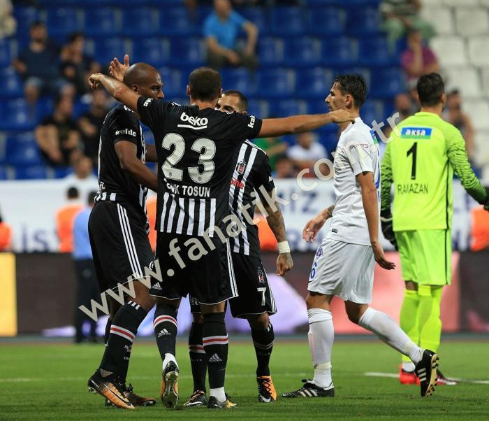 Kasımpaşa - Beşiktaş maçında ekrana yansımayanlar