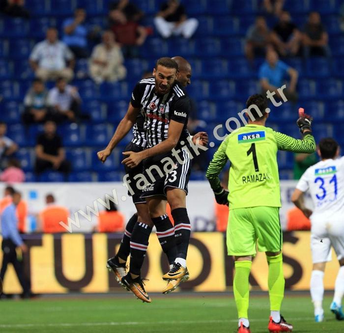 Kasımpaşa - Beşiktaş maçında ekrana yansımayanlar