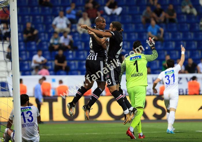 Kasımpaşa - Beşiktaş maçında ekrana yansımayanlar