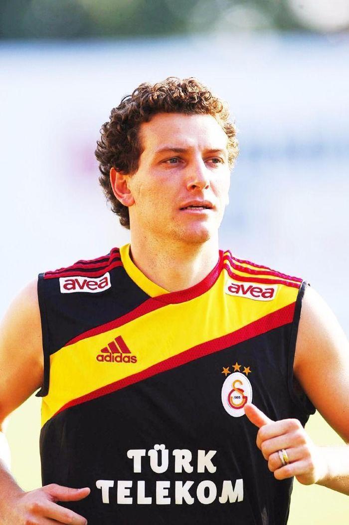 Galatasaraydaki ilk maçında ağları sarsan yıldızlar