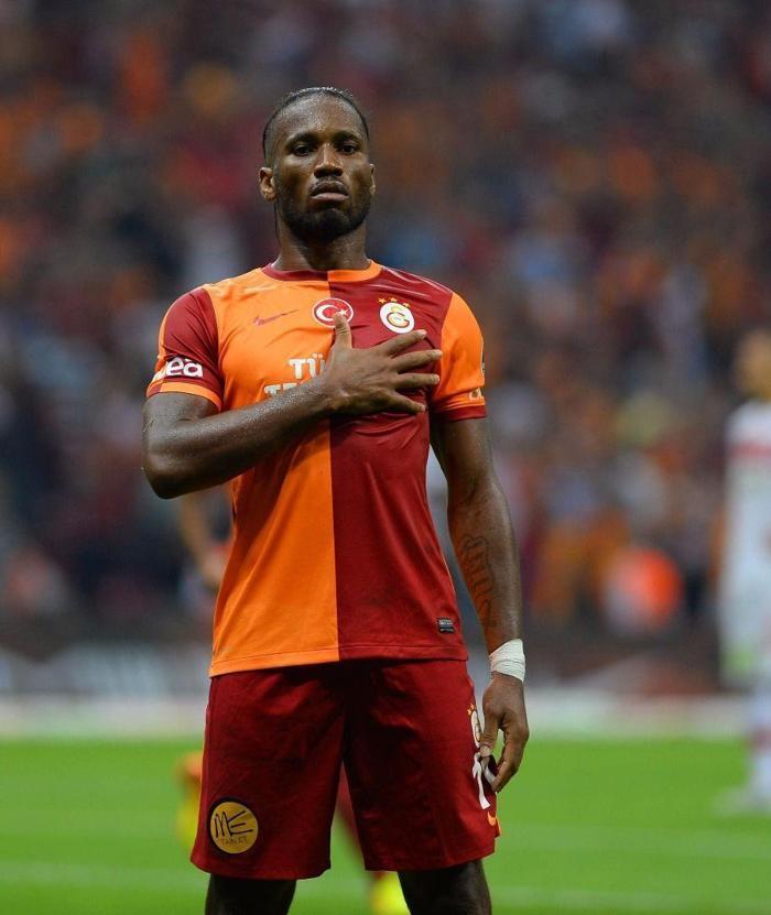 Galatasaraydaki ilk maçında ağları sarsan yıldızlar